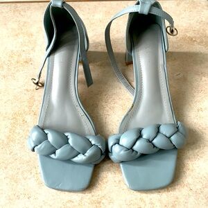 Light blue low kitten heel braided single strap heel size 38. 7.5